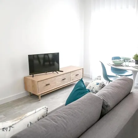 With One Bedroom In With Wonderful City View Balcony And Wifi Nazaré