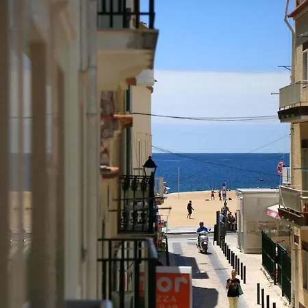 With One Bedroom In With Wonderful City View Balcony And Wifi Apartament